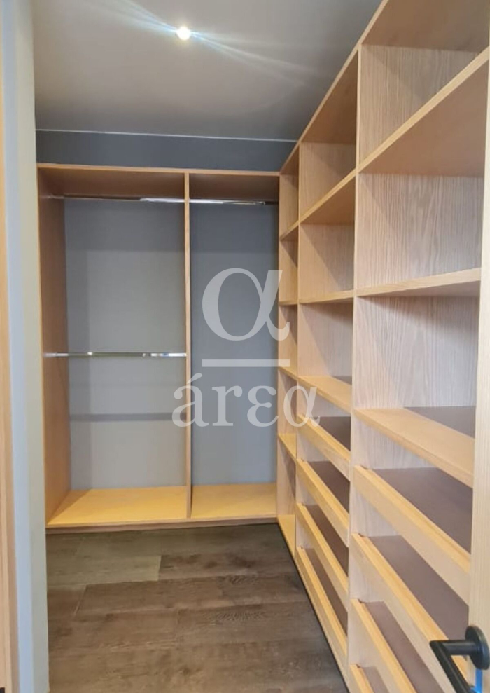 Moderna Residencia en Venta en Cumbres de Santa Fé