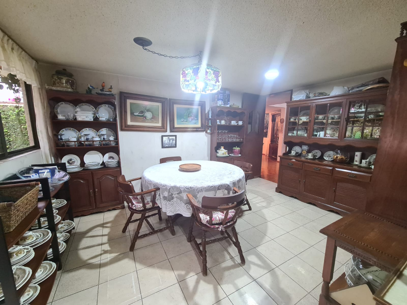 SE VENDE CASA EN CIRCUITO MISIONEROS CIUDAD SATELITE NAUCALPAN DE JUAREZ