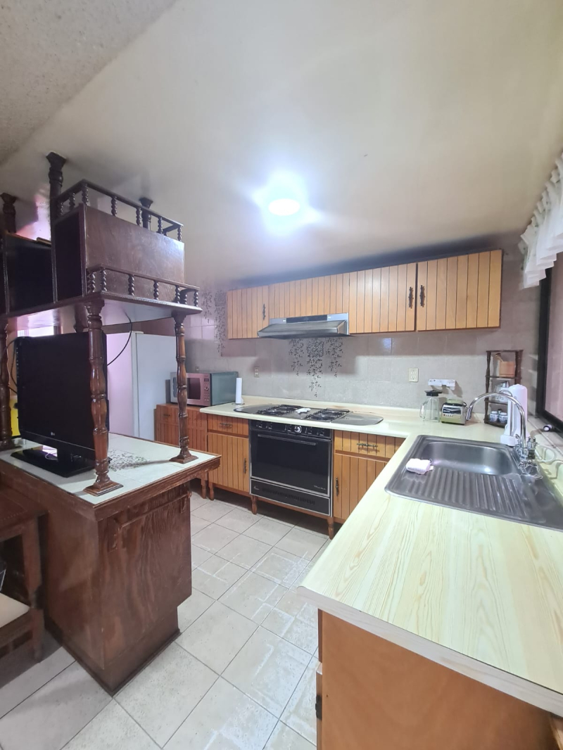 SE VENDE CASA EN CIRCUITO MISIONEROS CIUDAD SATELITE NAUCALPAN DE JUAREZ