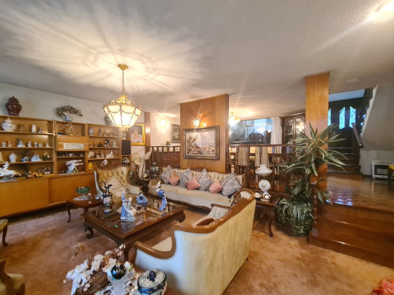 SE VENDE CASA EN CIRCUITO MISIONEROS CIUDAD SATELITE NAUCALPAN DE JUAREZ