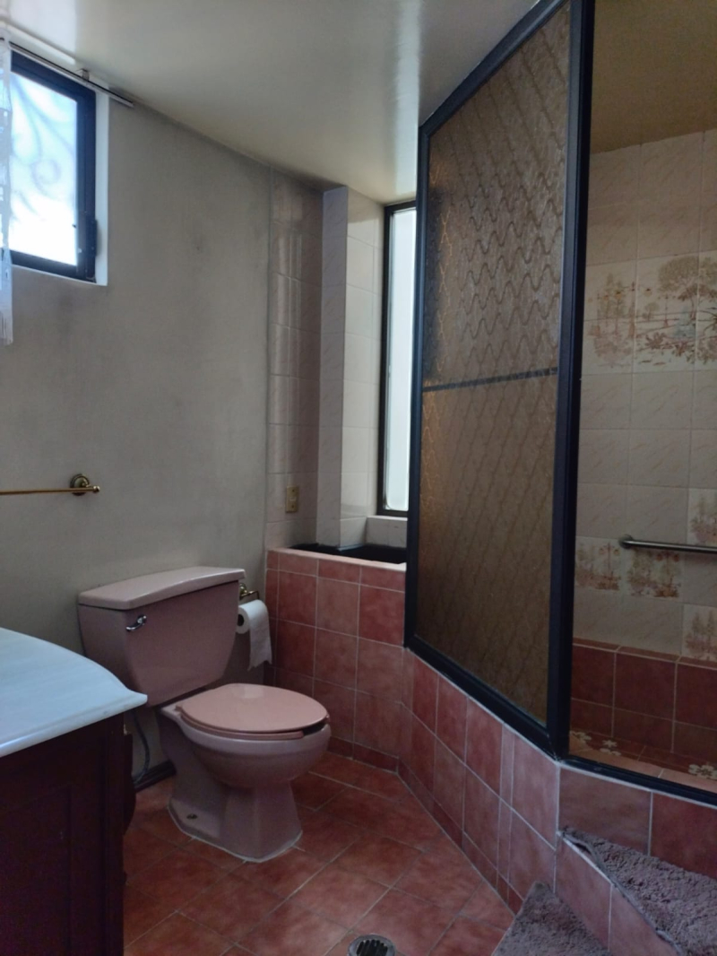 SE VENDE CASA EN CIRCUITO MISIONEROS CIUDAD SATELITE NAUCALPAN DE JUAREZ