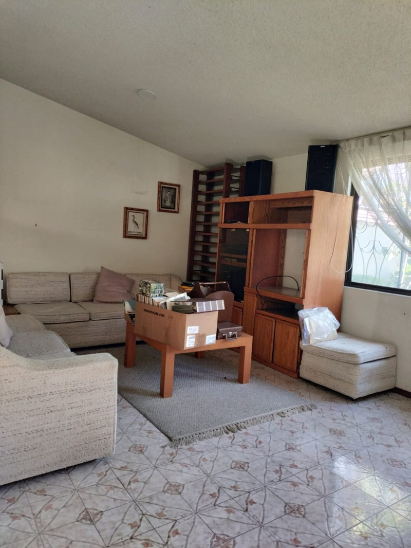 SE VENDE CASA EN CIRCUITO MISIONEROS CIUDAD SATELITE NAUCALPAN DE JUAREZ