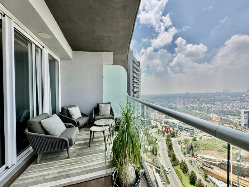Magnifico departamento en venta- Bosque Real Five
