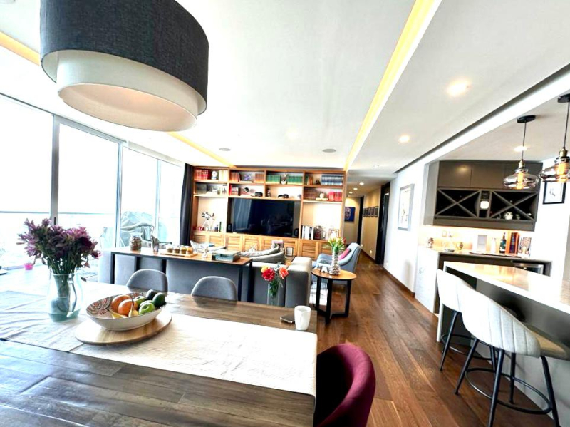 Magnifico departamento en venta- Bosque Real Five