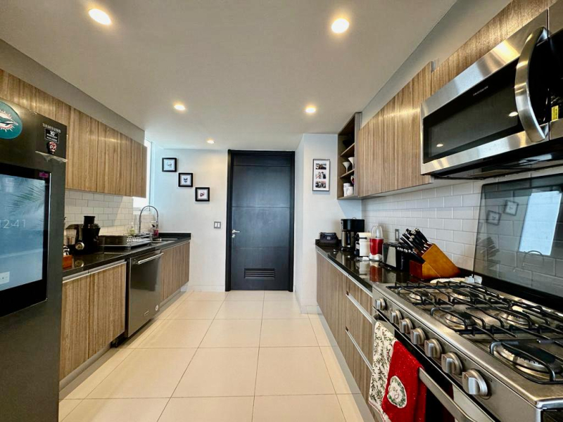 Magnifico departamento en venta- Bosque Real Five
