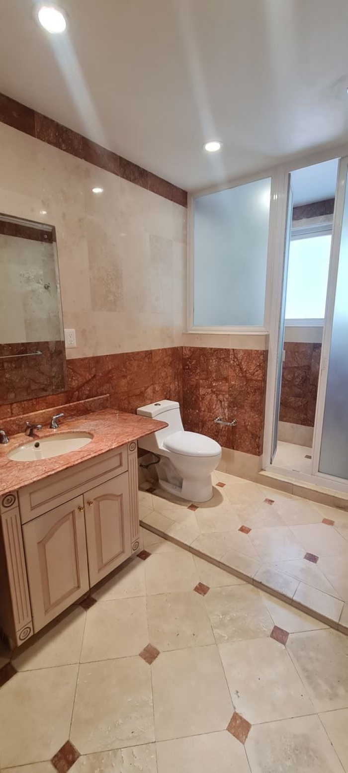 Casa Tradicional en Renta en Lomas de Chapultepec