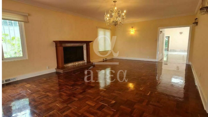 Casa remodelada en renta en Lomas de Chapultepec