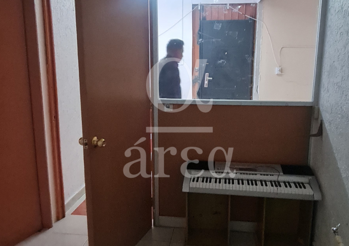 Bodega+Oficinas para Actualizar RENTA en Santa María Insurgentes
