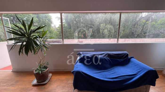 Terreno Plano en Esquina en Lomas de Chapultepec en Venta