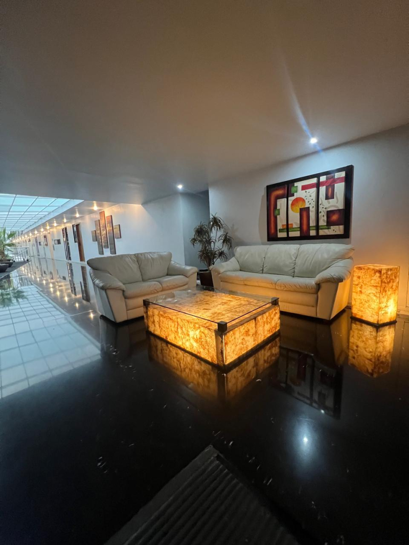 DEPARTAMENTO EN VENTA DE OPORTUNIDAD EN AMPLIACI�?N GRANADA 