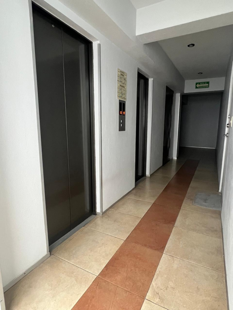 DEPARTAMENTO EN VENTA DE OPORTUNIDAD EN AMPLIACI�?N GRANADA 