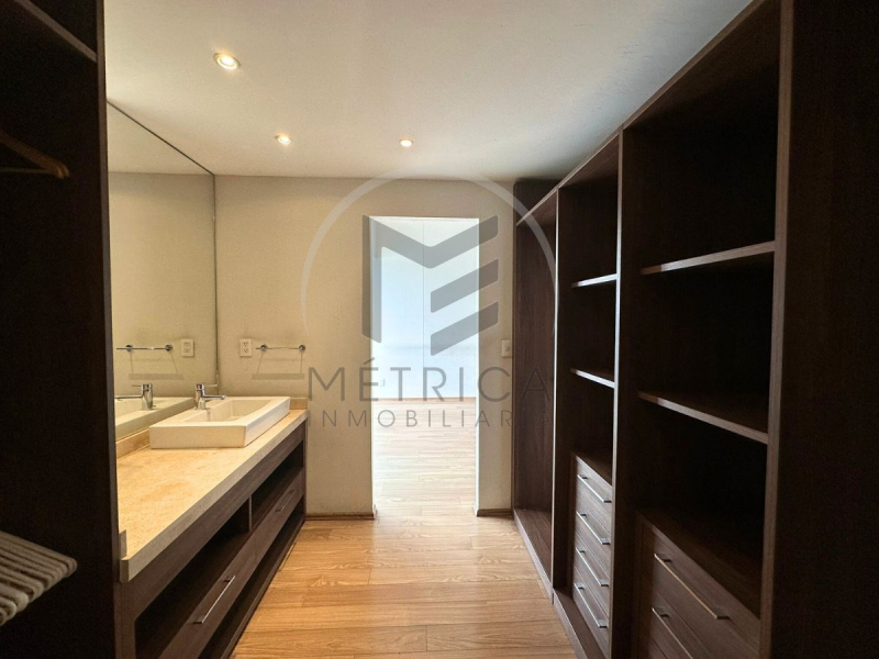 Departamento en venta en Central Park Interlomas con bodega: