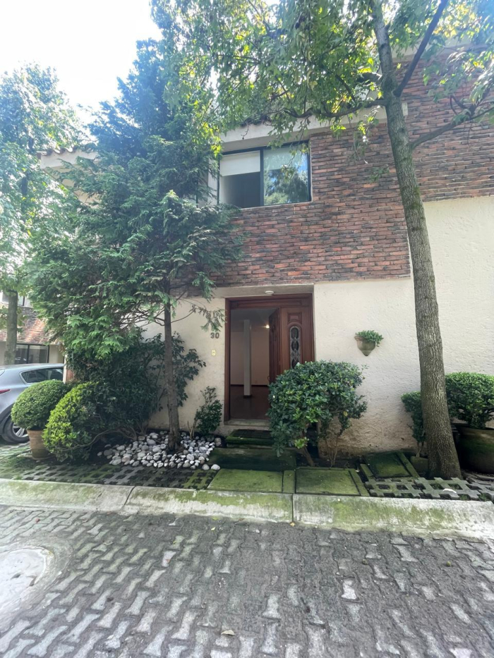 VENTA CASA EN CONDOMINIO CUAJIMALPA