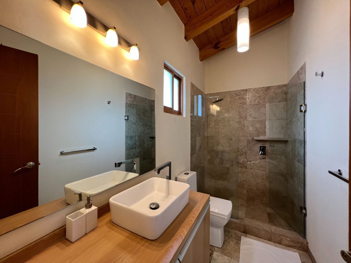 Casa por el Arco, San Gaspar, Valle de Bravo