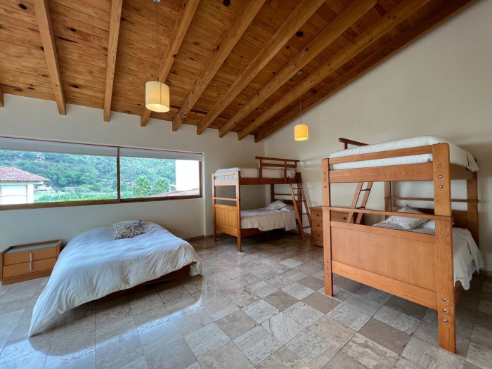 Casa por el Arco, San Gaspar, Valle de Bravo