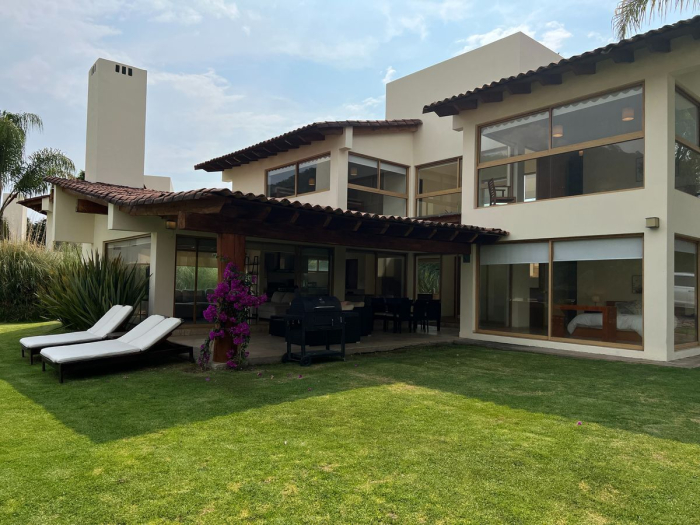 Casa por el Arco, San Gaspar, Valle de Bravo