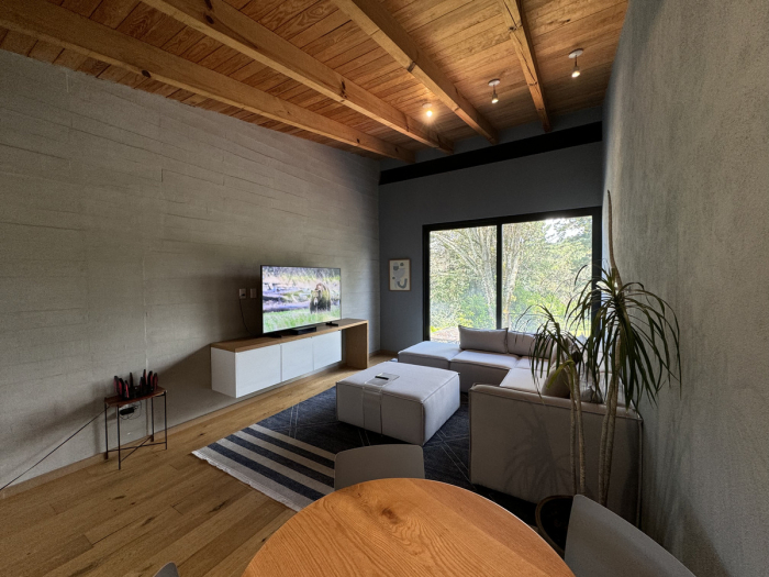 casa súper bien ubicada en rancho avándaro