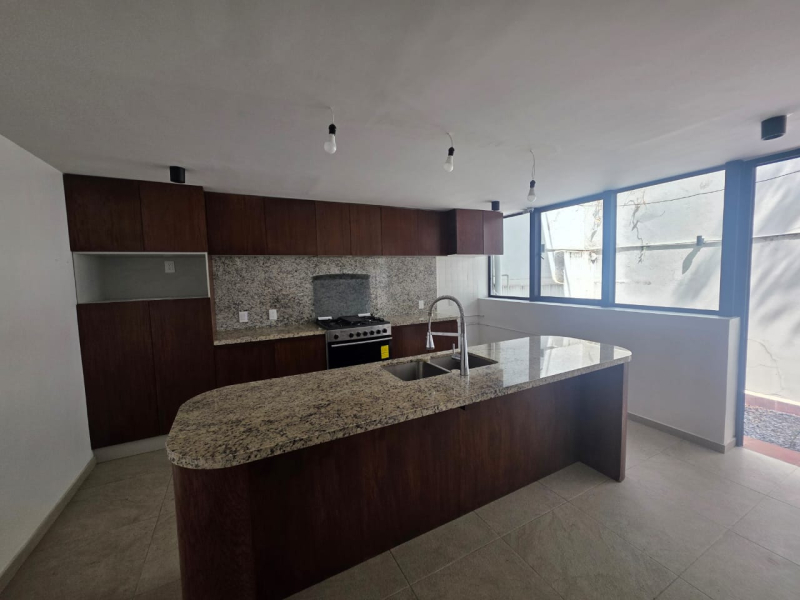 Casa En Venta O Renta Con Uso De Suelo Mixto En Polanco