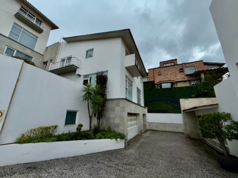 Casa en Condominio en renta en Lomas Country Club