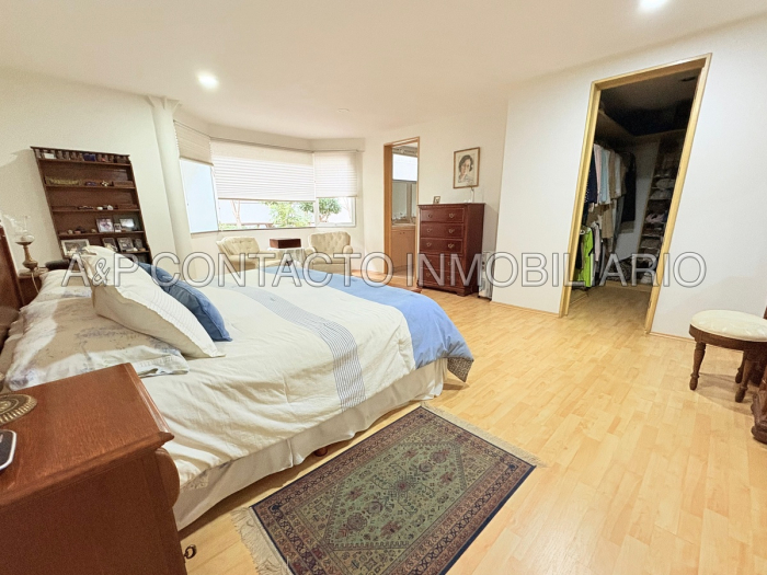 Venta De Amplio Departamento Cuajimalpa 206 M2