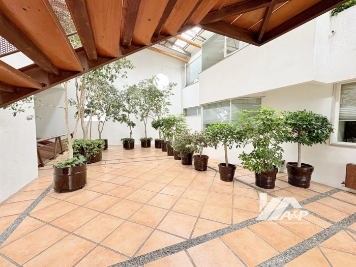 Venta De Amplio Departamento Cuajimalpa 206 M2