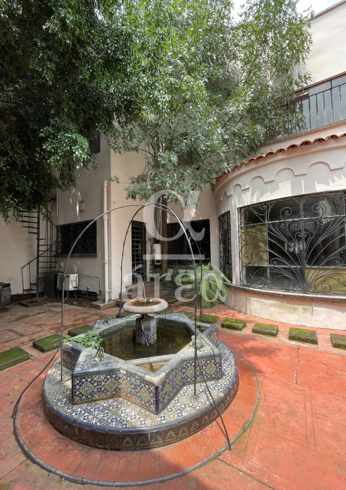 Polanco Casa de �?poca con Uso de Suelo Oficinas en Venta