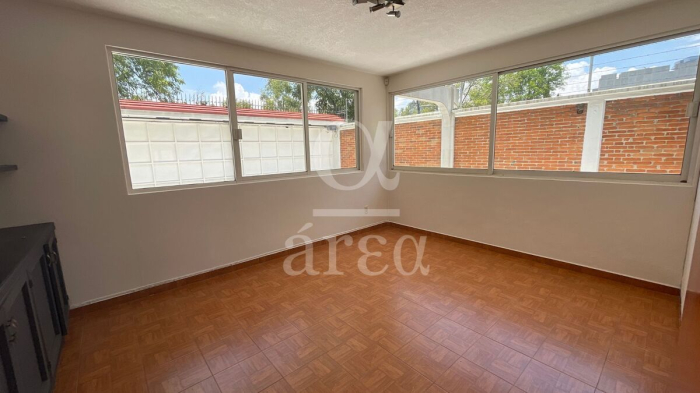 Casa Venta para Remodelar o Como Terreno con Espectacular Vista!