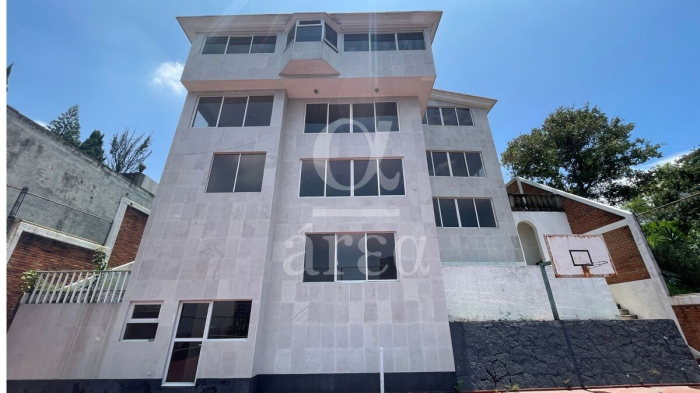 Casa Venta para Remodelar o Como Terreno con Espectacular Vista!