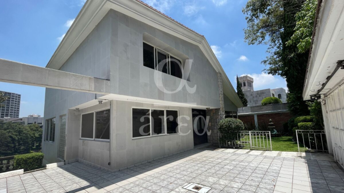 Casa Venta para Remodelar o Como Terreno con Espectacular Vista!