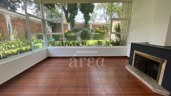 Casa Venta para Remodelar o Como Terreno con Espectacular Vista!