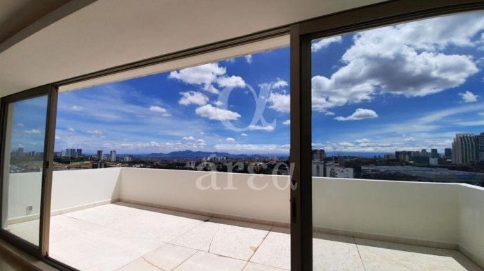 Master Penthouse en Vista Horizonte en Venta