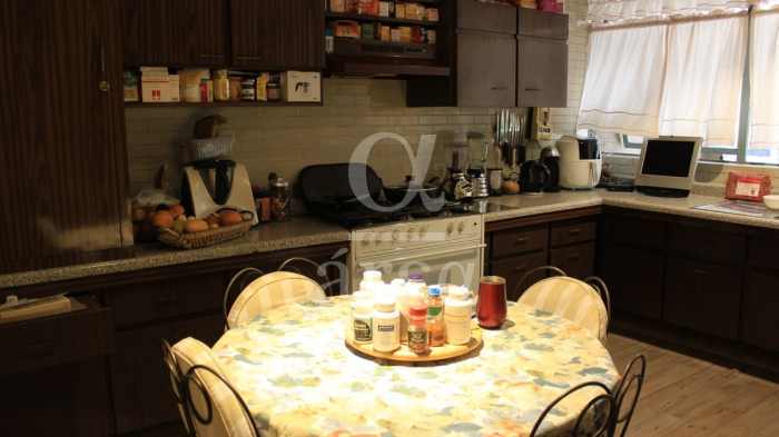 OPORTUNIDAD! Venta Casa en Privada de las Lomas