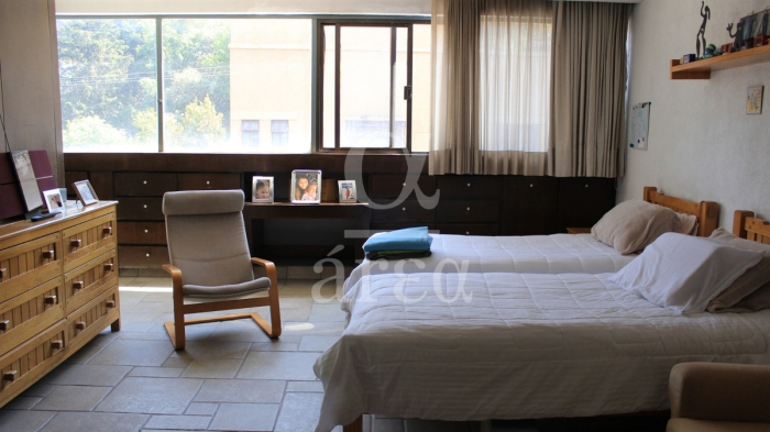 OPORTUNIDAD! Venta Casa en Privada de las Lomas