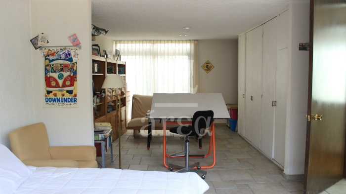 OPORTUNIDAD! Venta Casa en Privada de las Lomas