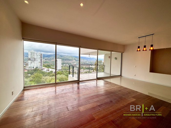 Departamento En Venta En Bosque Real, Residencial Palmeras, Huixquilucan