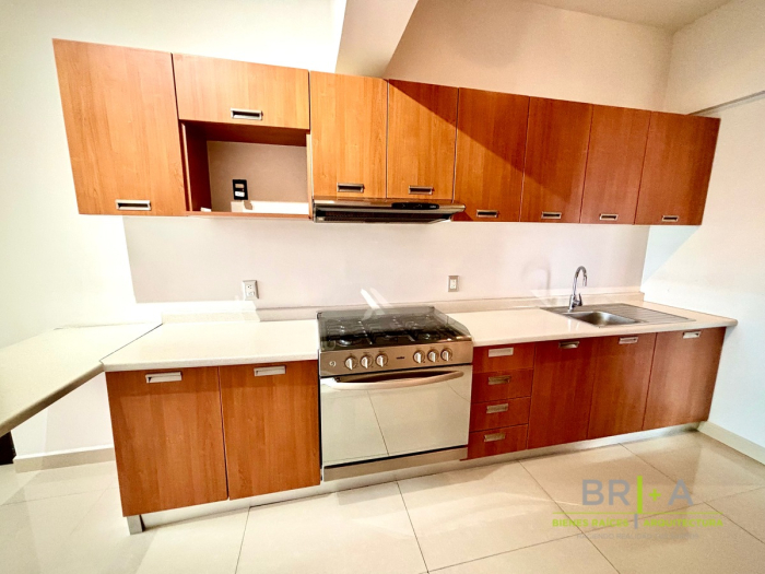 Departamento En Venta En Bosque Real, Residencial Palmeras, Huixquilucan