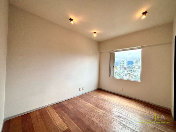 Departamento En Venta En Bosque Real, Residencial Palmeras, Huixquilucan
