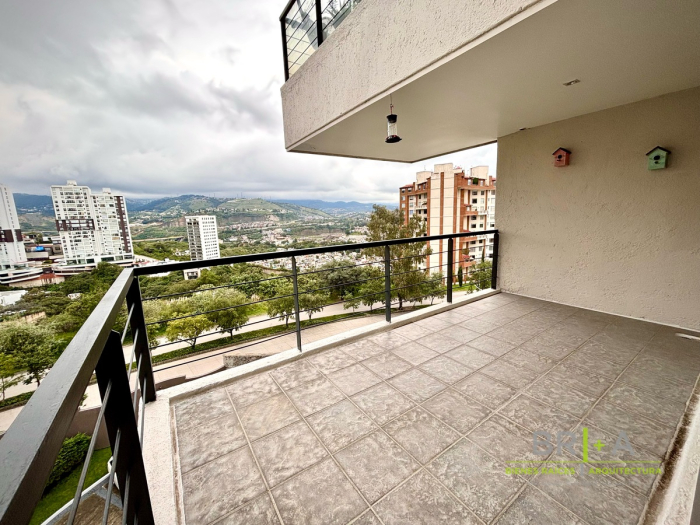 Departamento En Venta En Bosque Real, Residencial Palmeras, Huixquilucan