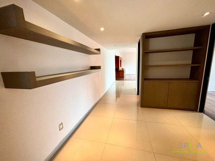 Departamento En Venta En Bosque Real, Residencial Palmeras, Huixquilucan