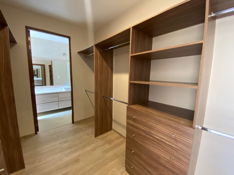 BOSQUE REAL  (venta Casa En Condominio)