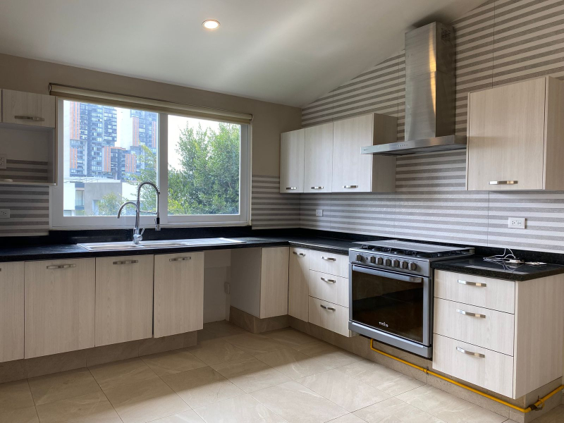 BOSQUE REAL (renta Casa En Condominio)