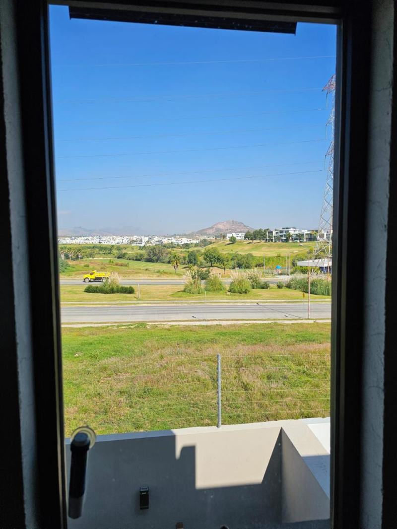 casa en venta en valle imperial