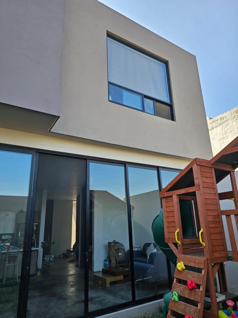 casa en venta en valle imperial