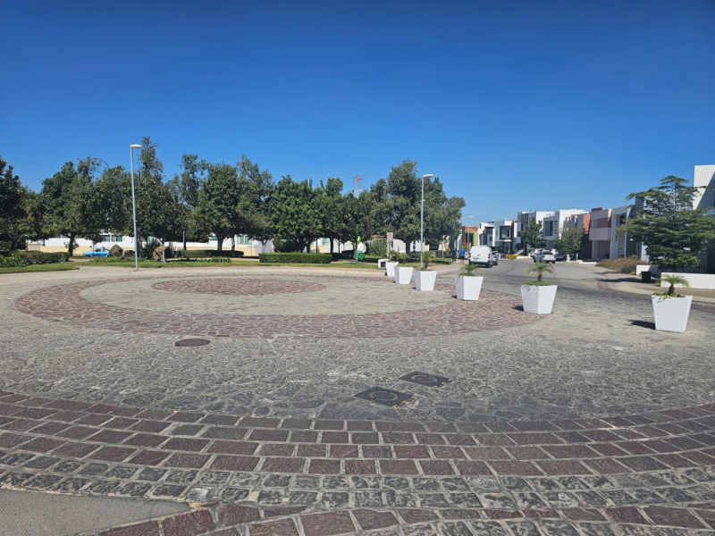 casa en venta en valle imperial