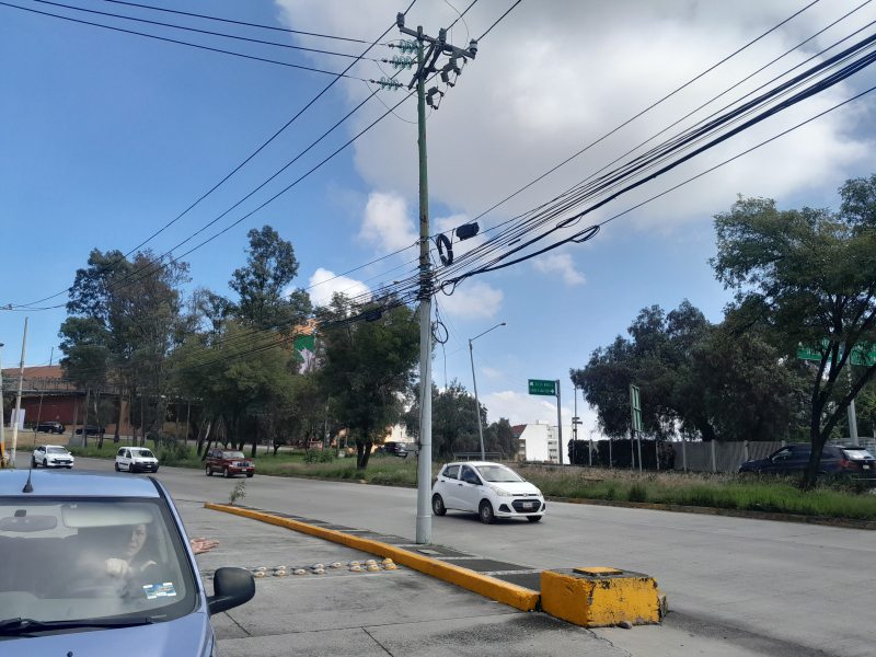 terreno plurifamiliar sobre super avenida lomas verdes naucalpan 