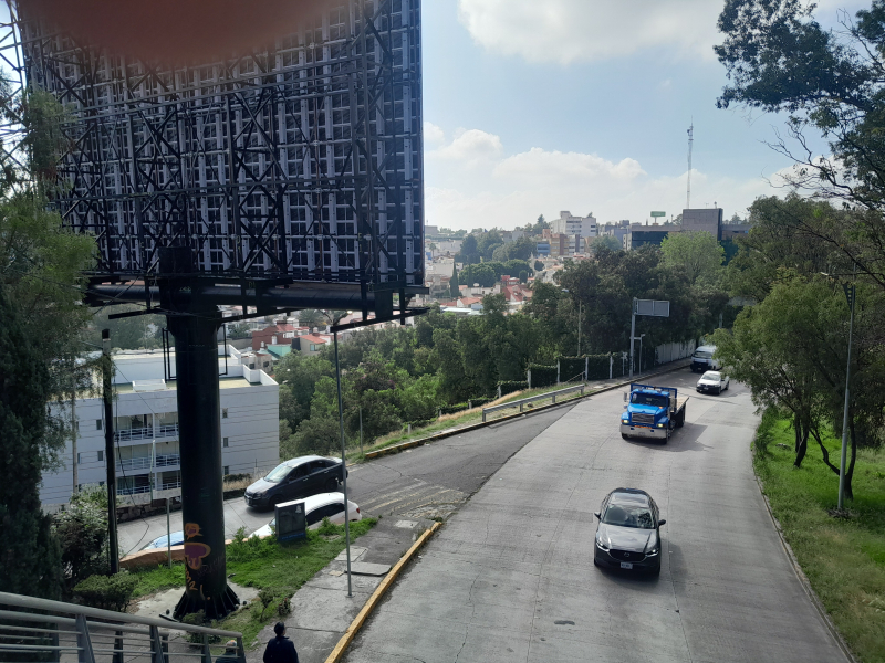 terreno plurifamiliar sobre super avenida lomas verdes naucalpan 