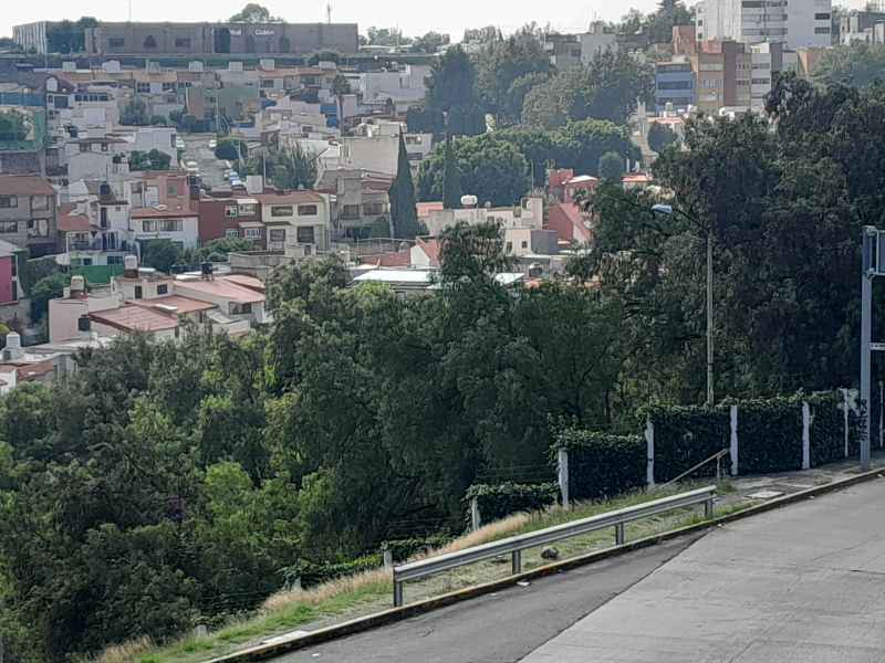 terreno plurifamiliar sobre super avenida lomas verdes naucalpan 