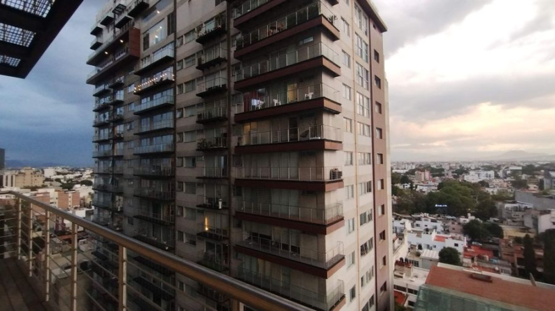 Venta Departamento En Grand Tower Del Valle, Piso 11 Vista Volcanes