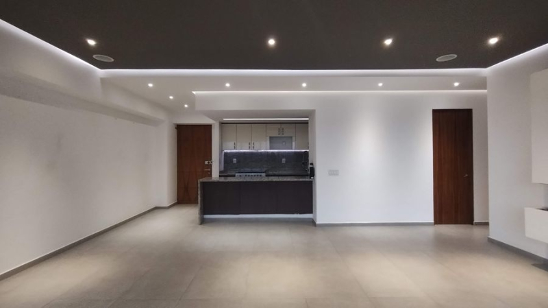 Venta Departamento En Grand Tower Del Valle, Piso 11 Vista Volcanes