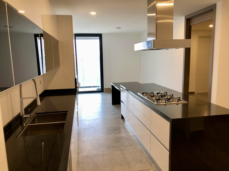 Departamento En Renta En Bosque Real